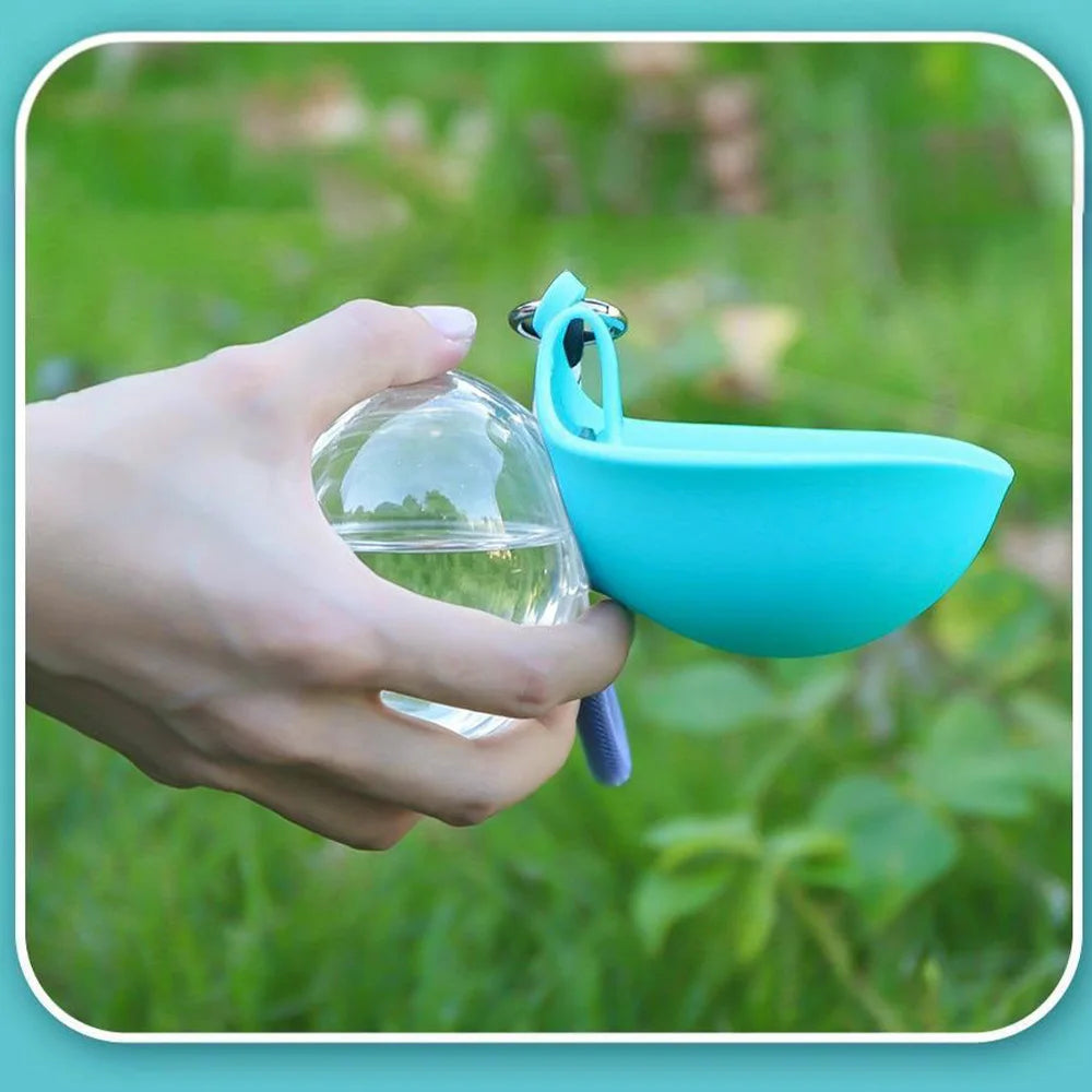 HydraPaw Travel Bottle – 2-in-1 Portable Water Bottle & Foldable Feeding Bowl for Dogs